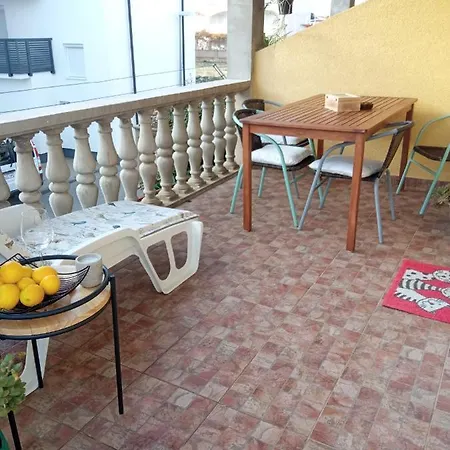 Apartments Tomic Vodice Exterior photo
