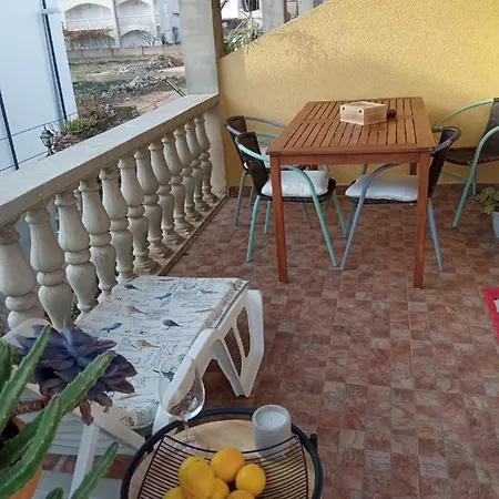 Apartments Tomic Vodice Exterior photo
