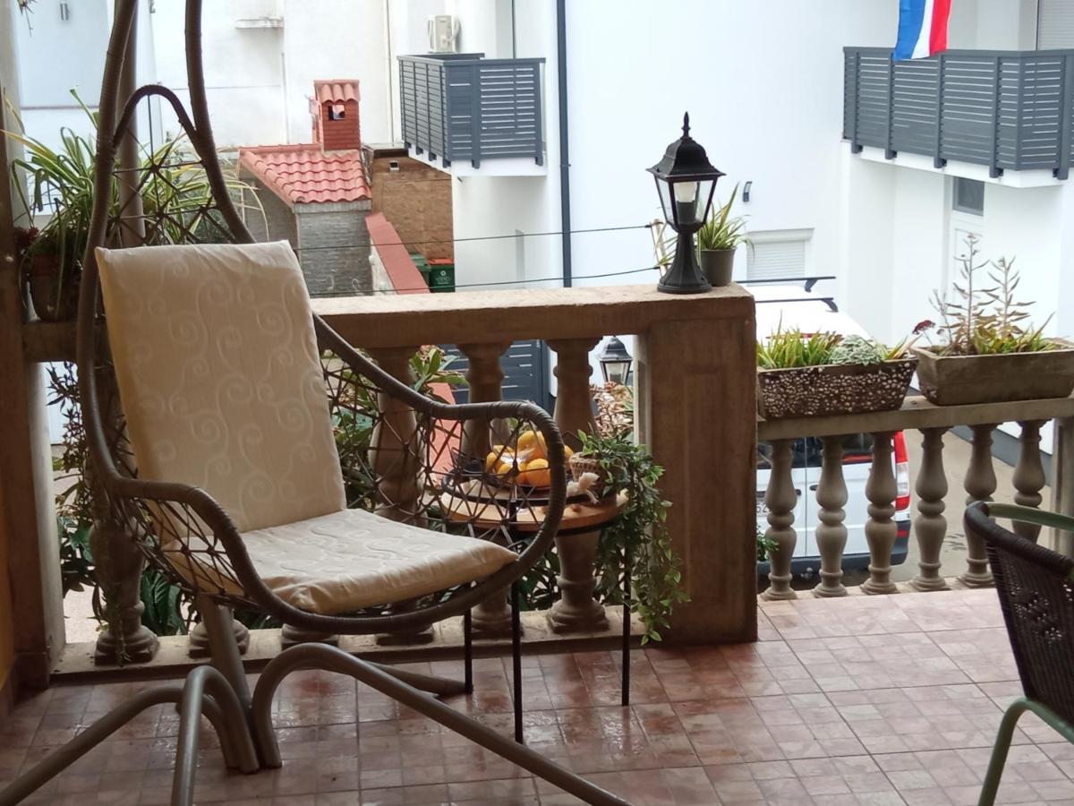 Apartment Tomic *
